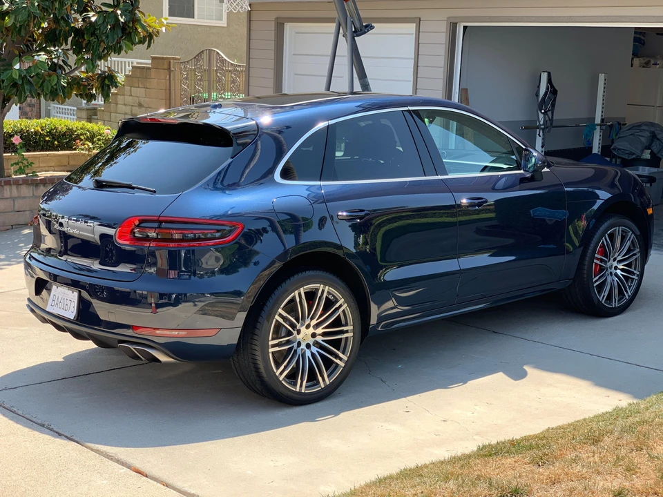 2017 Porsche Macan Turbo - Image 9 of 31