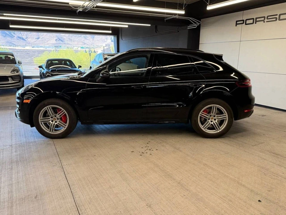 2017 Porsche Macan Turbo - Image 2 of 5