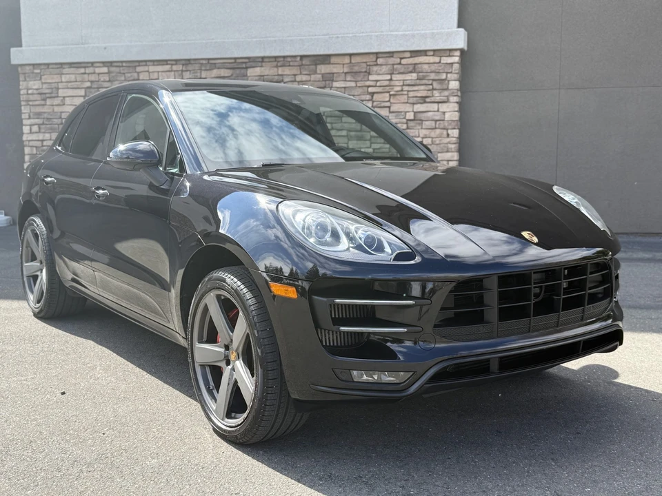 2017 Porsche Macan Turbo - Image 5 of 31