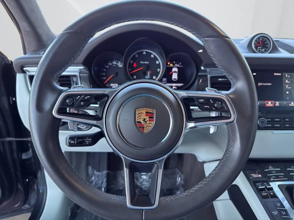 2017 Porsche Macan Turbo - Image 11 of 20