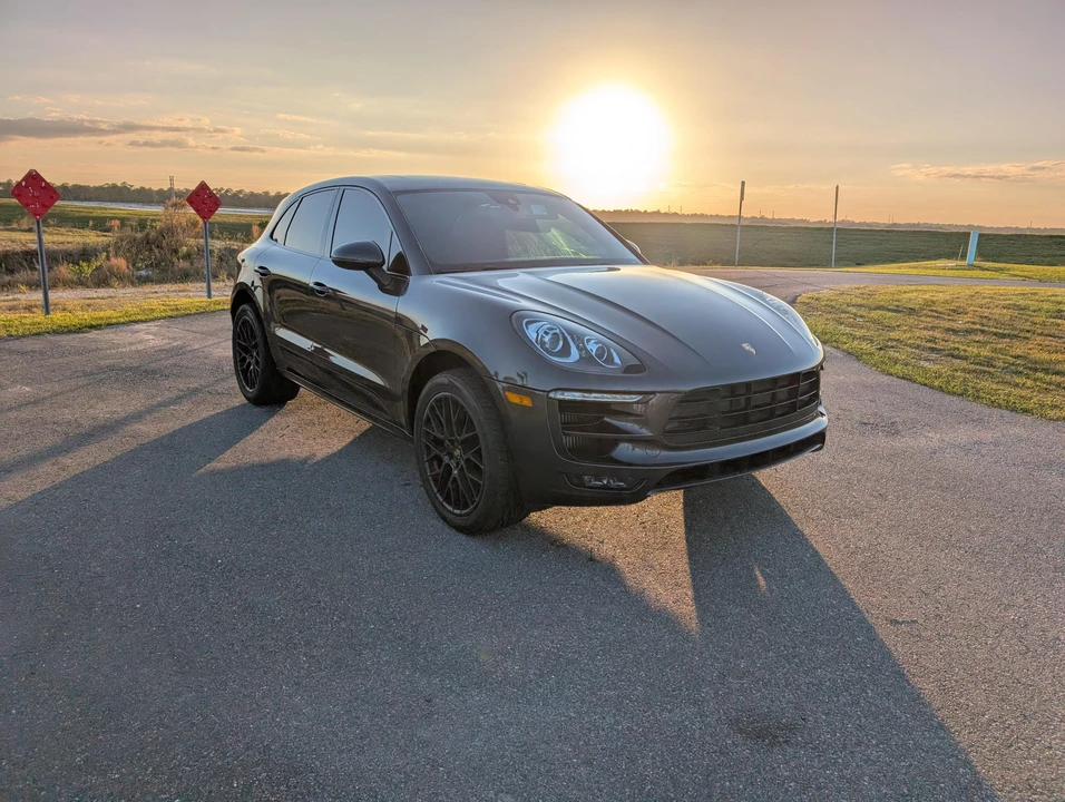 2017 Porsche Macan Turbo - Image 30 of 31
