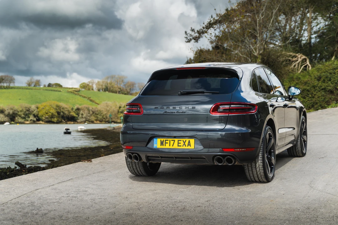 2017 Porsche Macan Turbo - Image 6 of 31