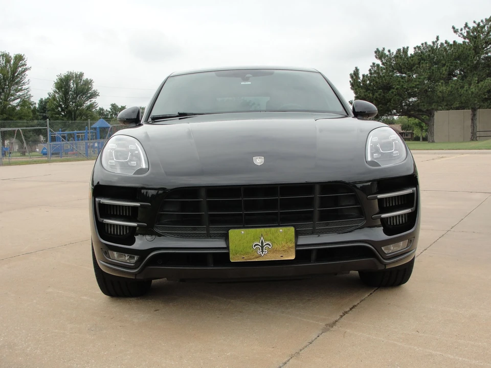 2017 Porsche Macan Turbo - Image 10 of 31