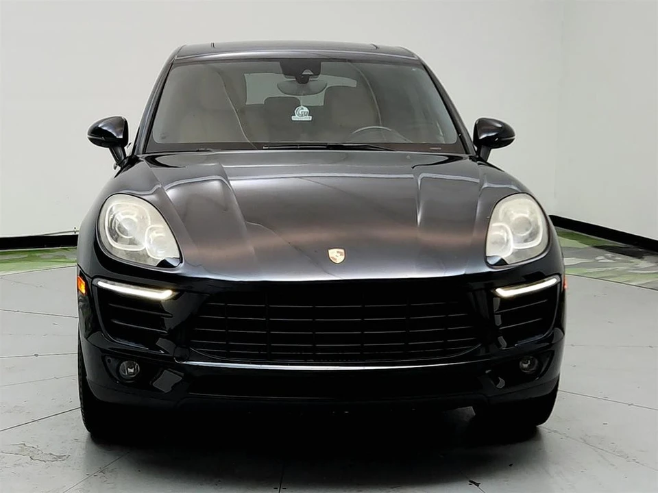 2017 Porsche Macan - Image 2 of 12