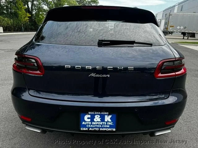 2017 Porsche Macan - Image 4 of 13