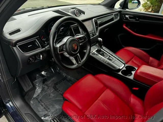 2017 Porsche Macan - Image 6 of 13