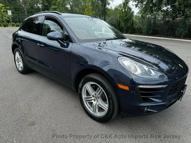 2017 Porsche Macan - Image 2 of 13