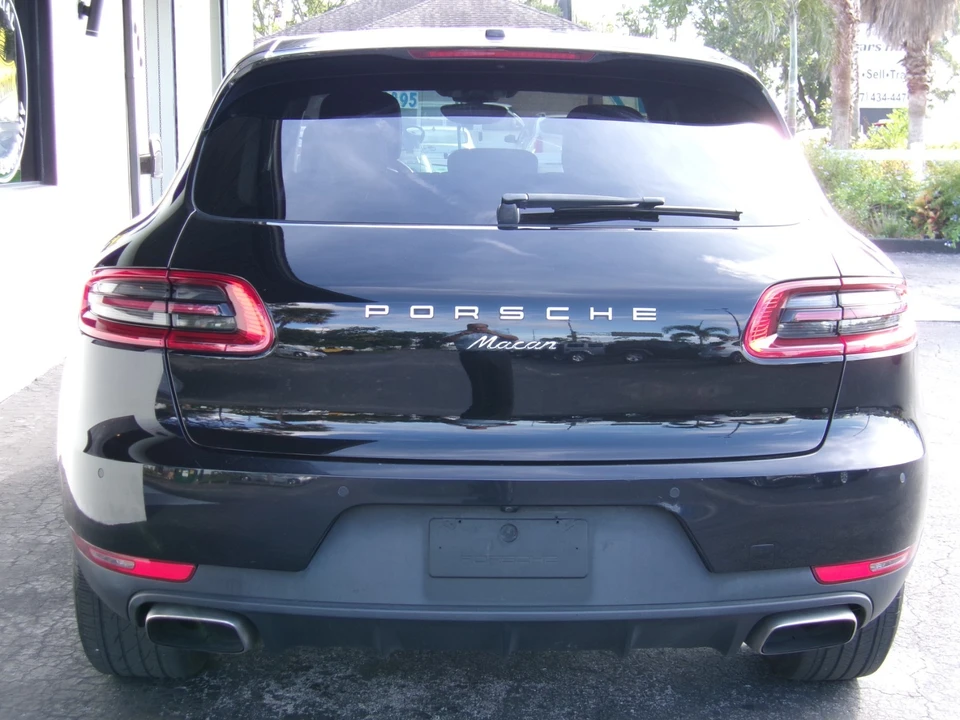 2017 Porsche Macan - Image 6 of 21