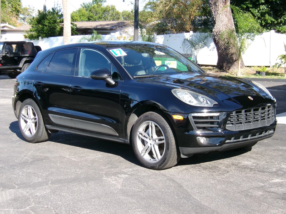2017 Porsche Macan - Image 3 of 21