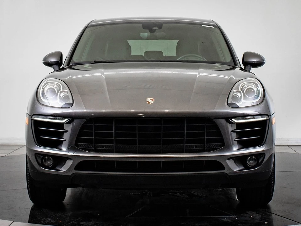 2017 Porsche Macan - Image 11 of 21