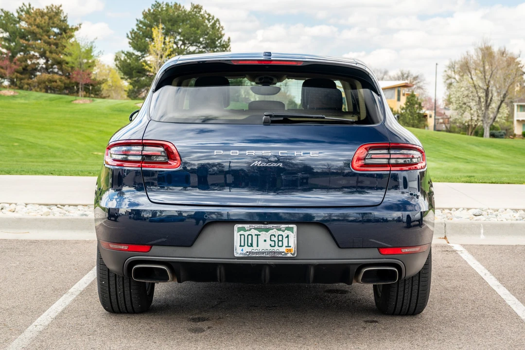 2017 Porsche Macan - Image 7 of 31