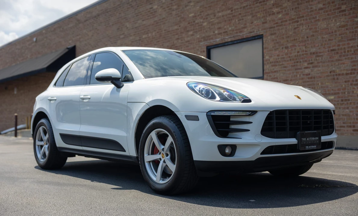 2017 Porsche Macan - Image 6 of 31