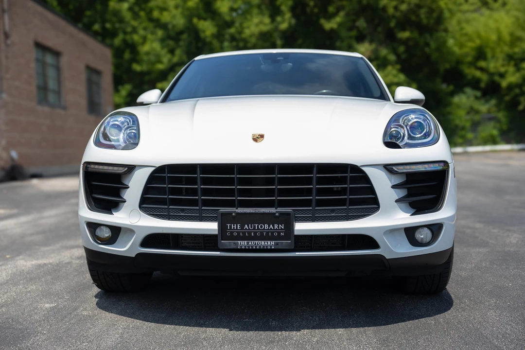 2017 Porsche Macan - Image 4 of 31