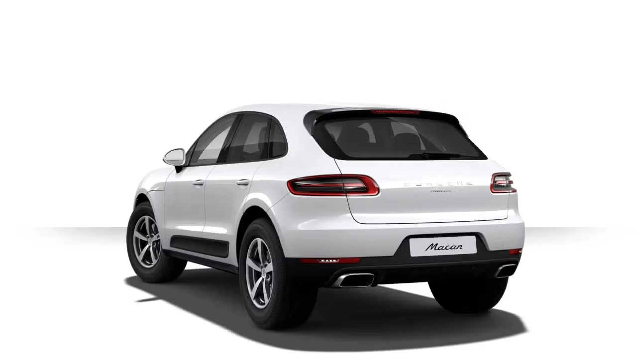 2017 Porsche Macan - Image 21 of 31
