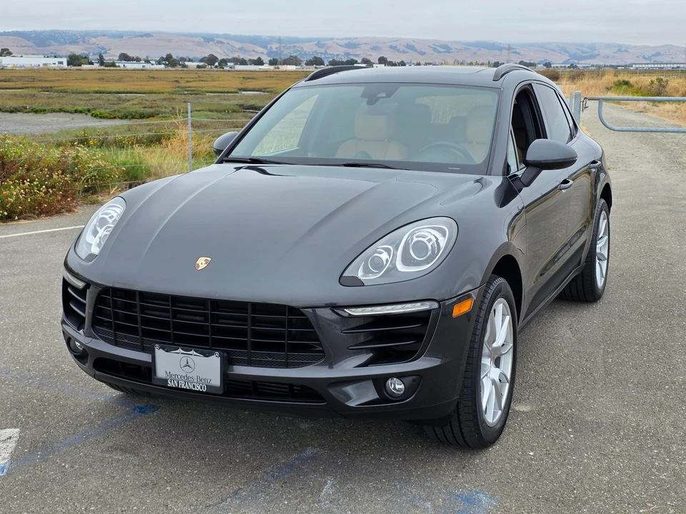 2017 Porsche Macan - Image 6 of 31