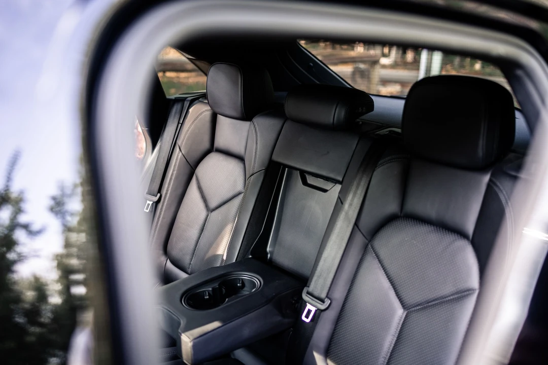 2017 Porsche Macan - Image 10 of 23