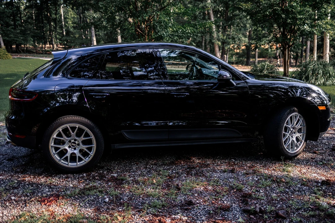 2017 Porsche Macan - Image 4 of 23