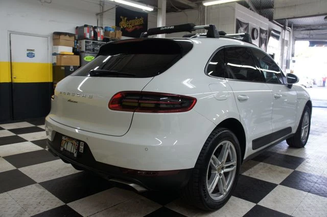 2017 Porsche Macan - Image 19 of 31