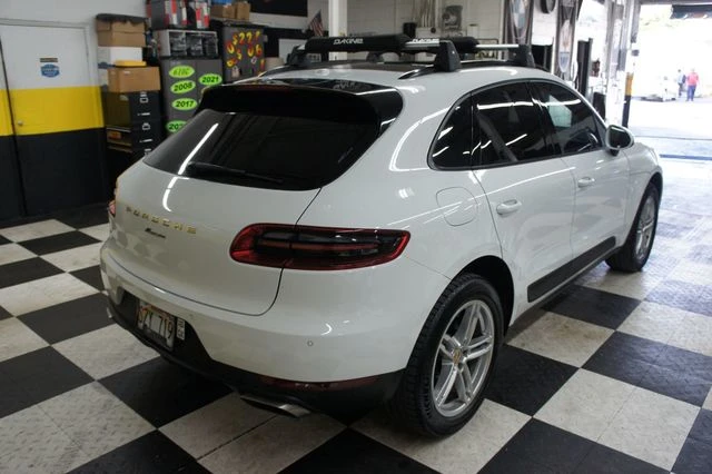 2017 Porsche Macan - Image 20 of 31