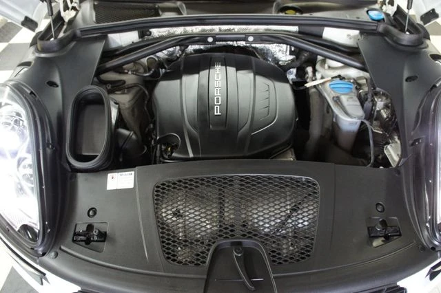 2017 Porsche Macan - Image 3 of 31