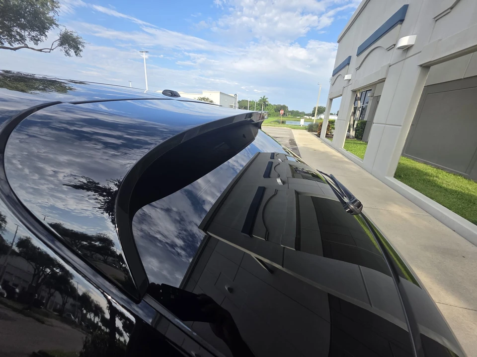 2017 Porsche Macan - Image 24 of 31