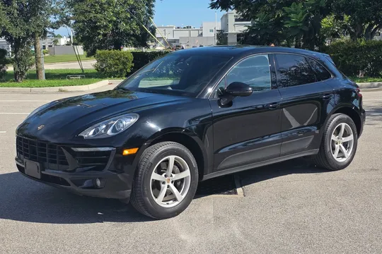 2017 Porsche Macan