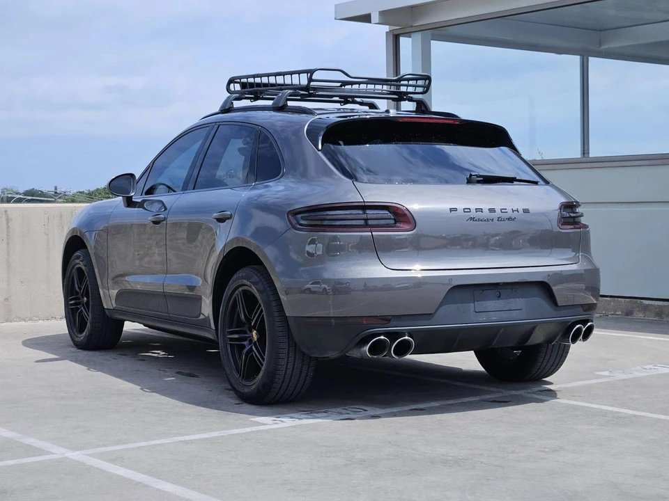 2017 Porsche Macan - Image 3 of 5