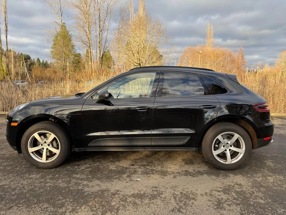 2017 Porsche Macan - Image 5 of 12