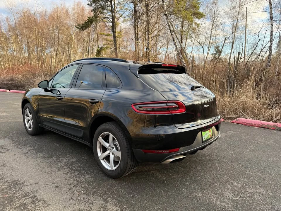 2017 Porsche Macan - Image 7 of 12