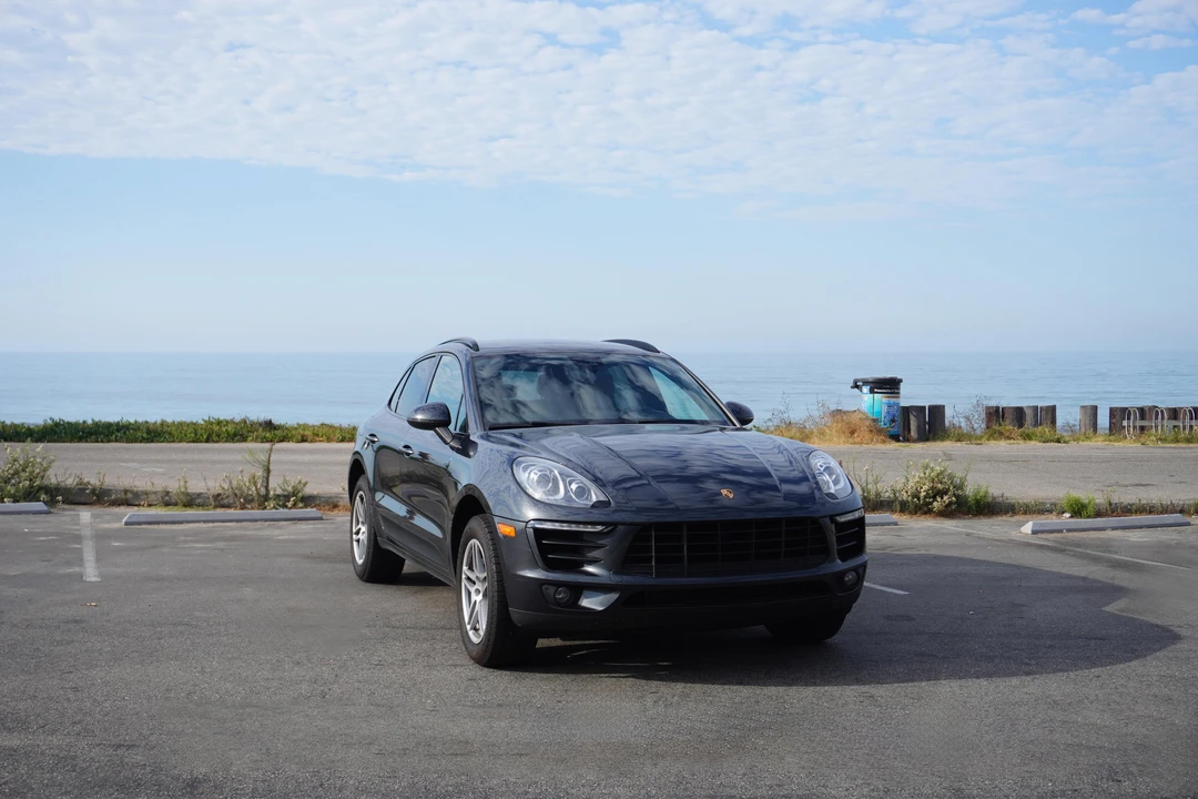 2017 Porsche Macan - Image 23 of 31