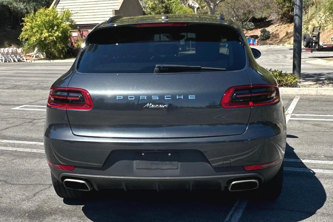 2017 Porsche Macan - Image 5 of 31