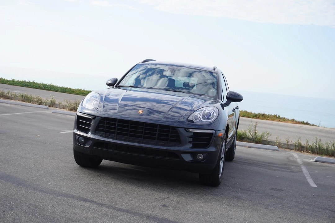 2017 Porsche Macan - Image 6 of 31