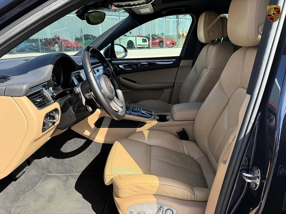 2017 Porsche Macan - Image 14 of 25
