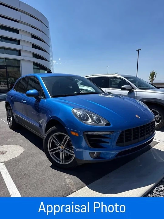 2017 Porsche Macan - Image 20 of 31