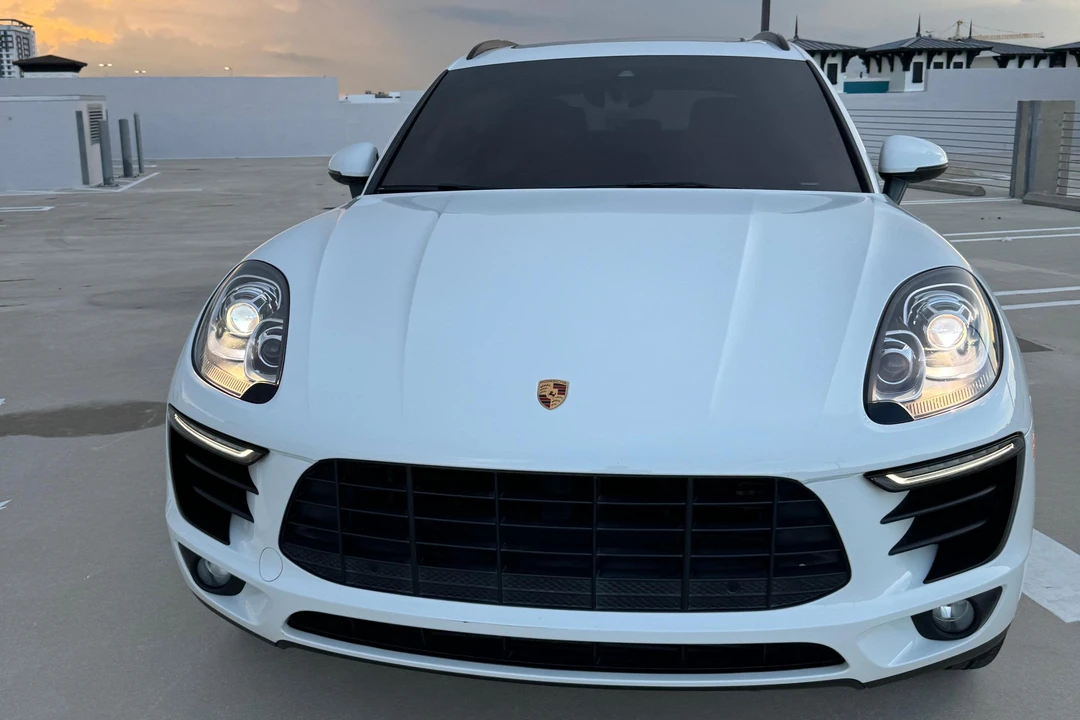 2017 Porsche Macan - Image 8 of 22