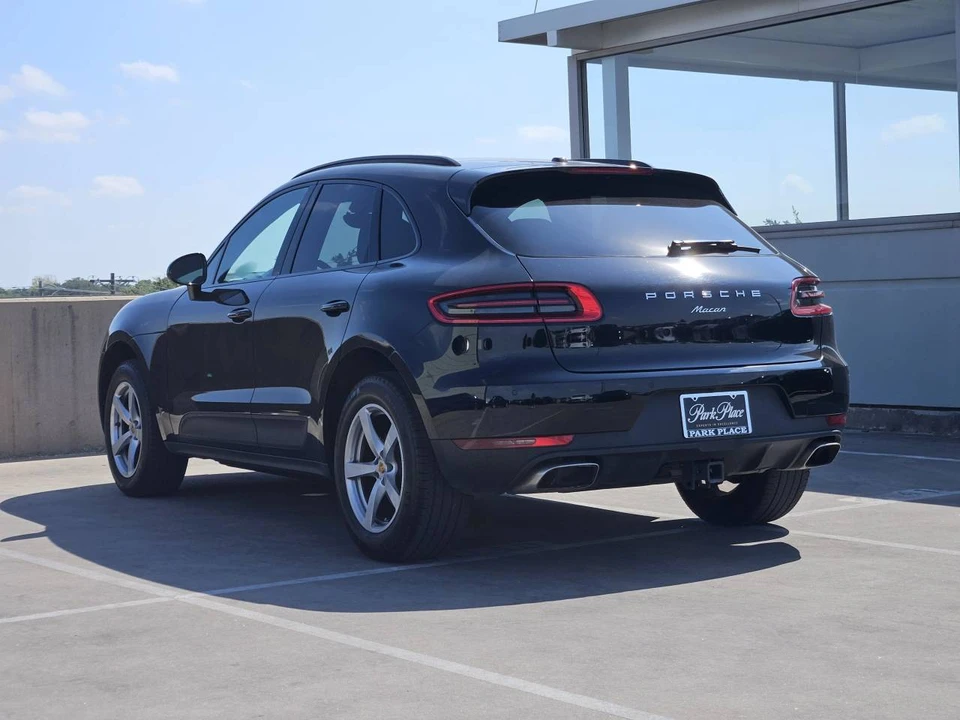 2017 Porsche Macan - Image 3 of 5