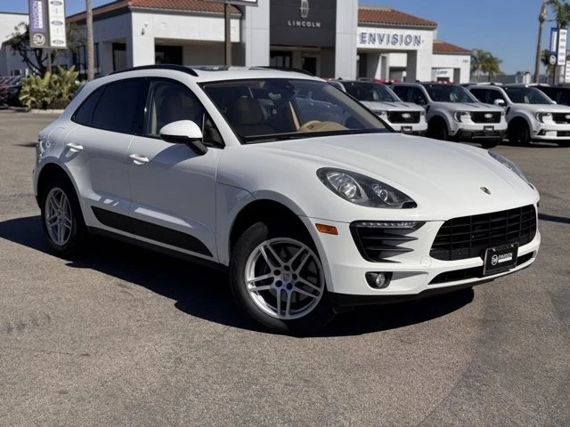 2017 Porsche Macan - Image 2 of 12