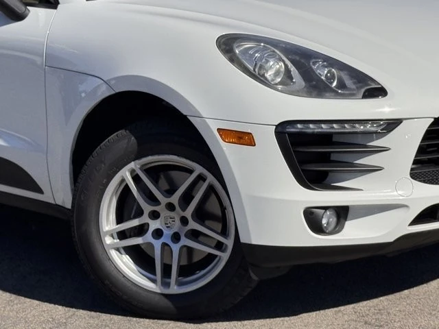 2017 Porsche Macan - Image 4 of 12