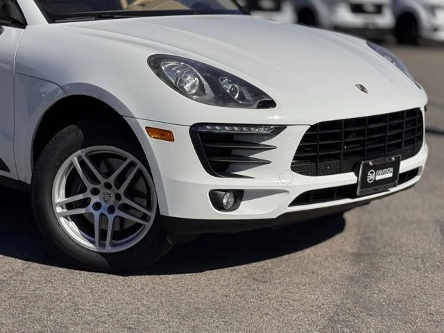 2017 Porsche Macan - Image 3 of 12