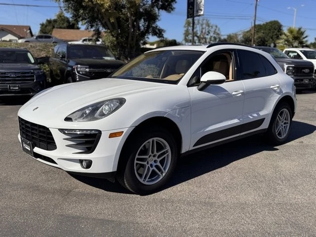 2017 Porsche Macan - Image 7 of 12