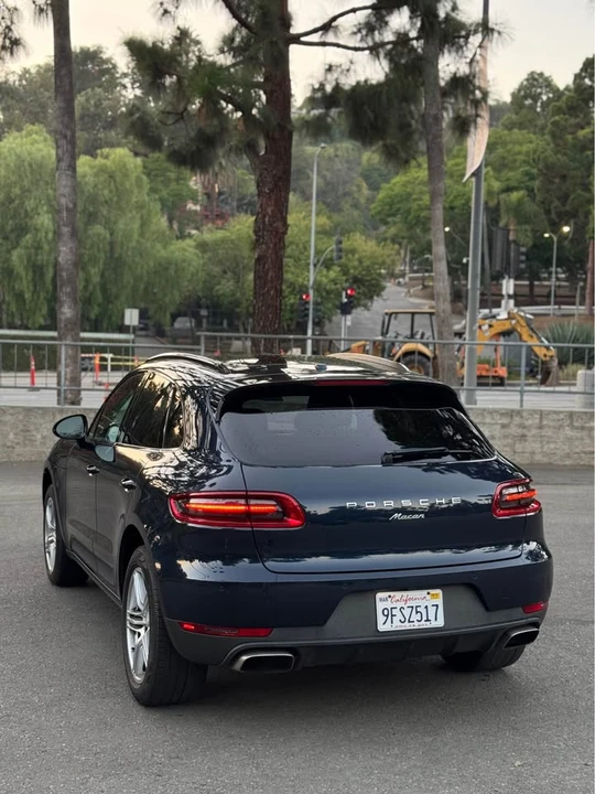 2017 Porsche Macan - Image 3 of 20