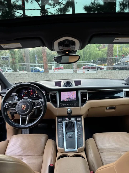 2017 Porsche Macan - Image 5 of 20