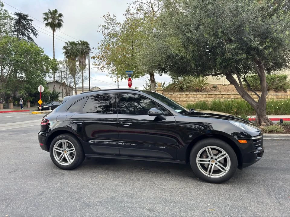 2017 Porsche Macan - Image 5 of 12