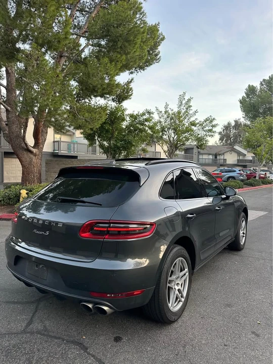 2017 Porsche Macan - Image 4 of 15