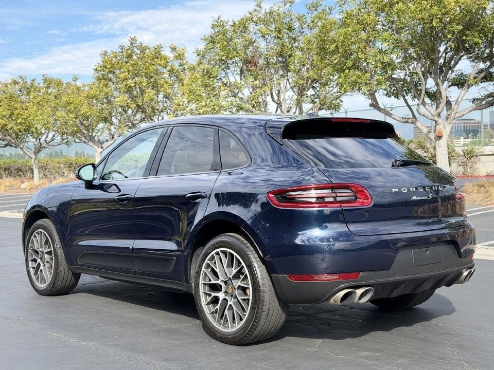 2017 Porsche Macan - Image 7 of 22