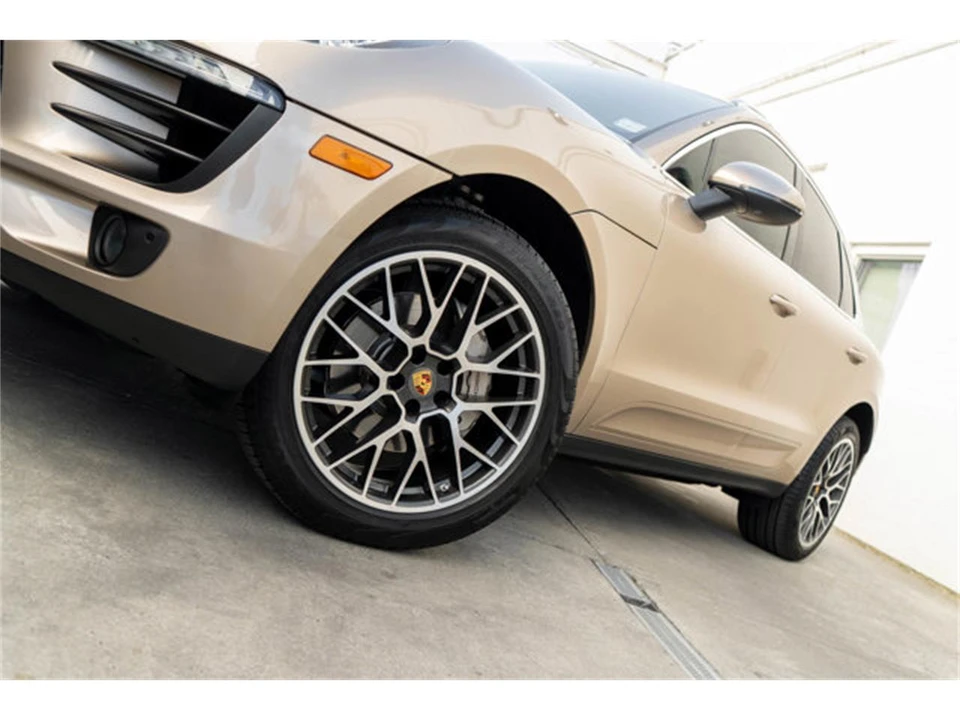 2017 Porsche Macan - Image 4 of 12