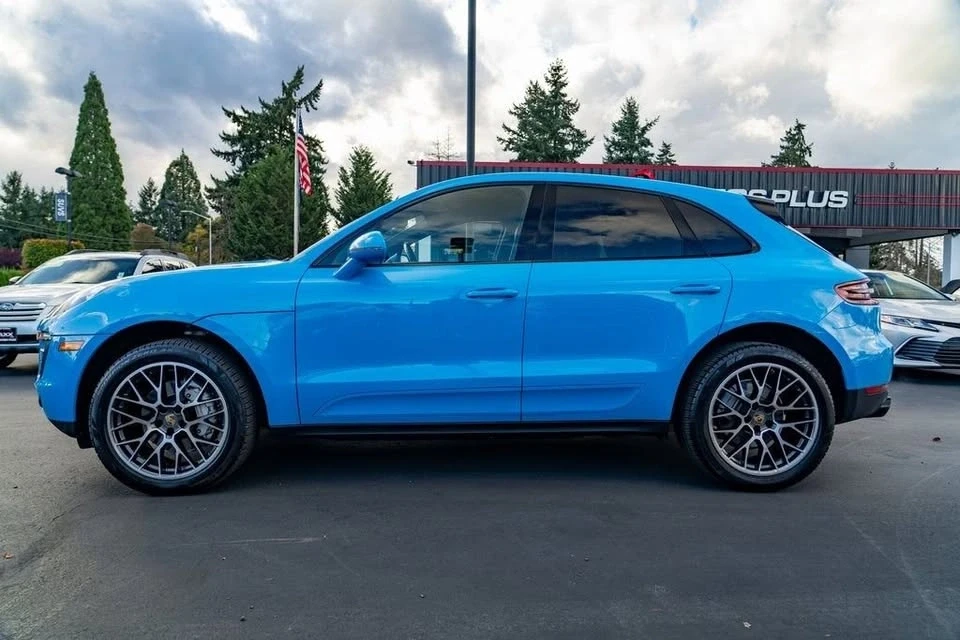 2017 Porsche Macan - Image 11 of 17