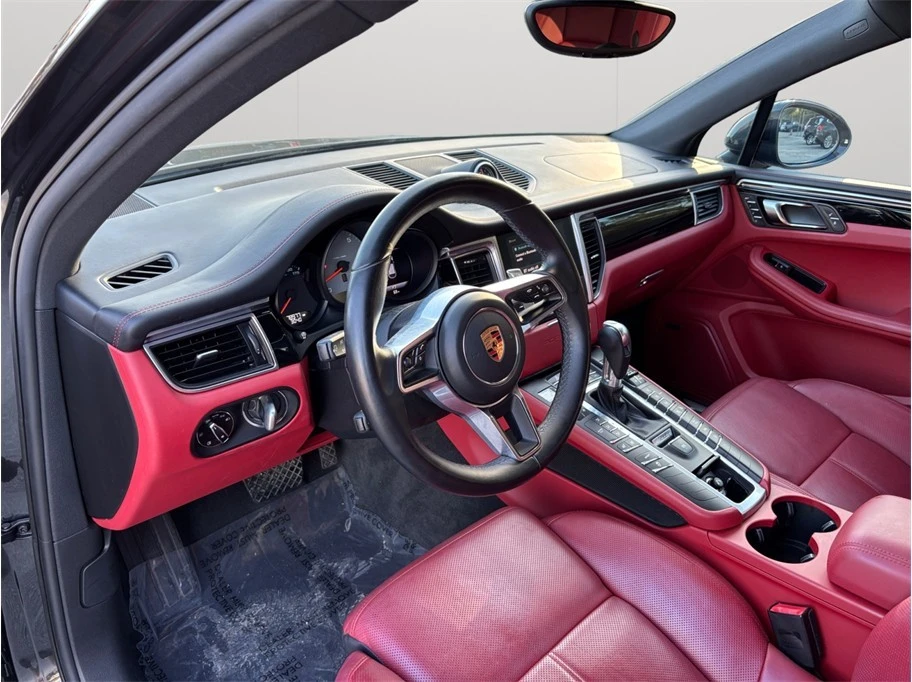 2017 Porsche Macan - Image 6 of 21
