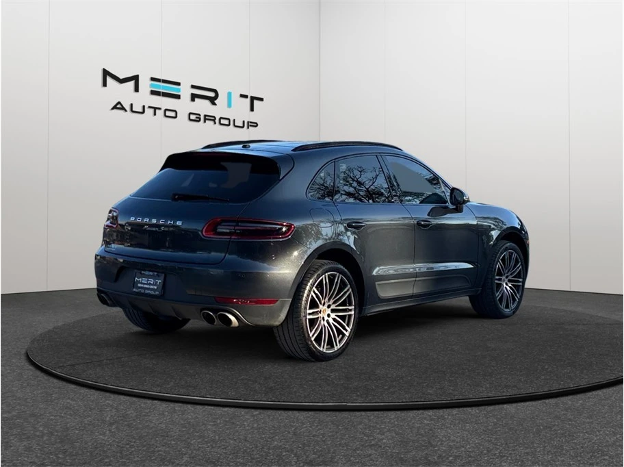 2017 Porsche Macan - Image 9 of 21