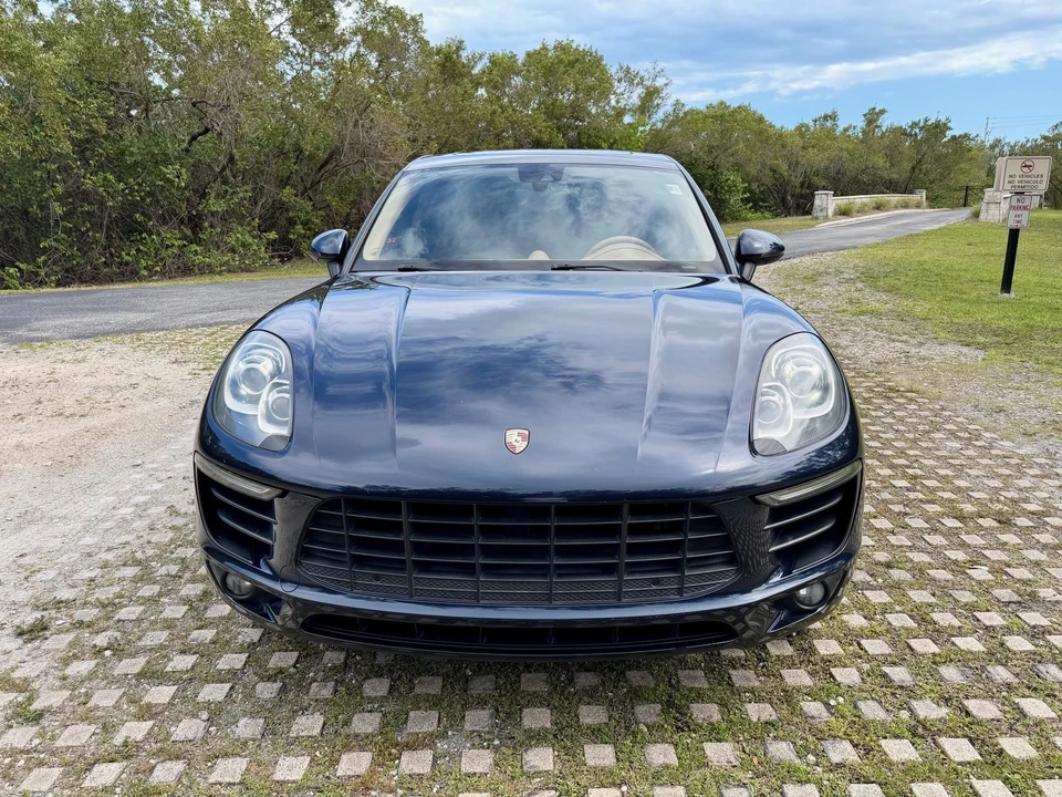 2017 Porsche Macan - Image 3 of 31